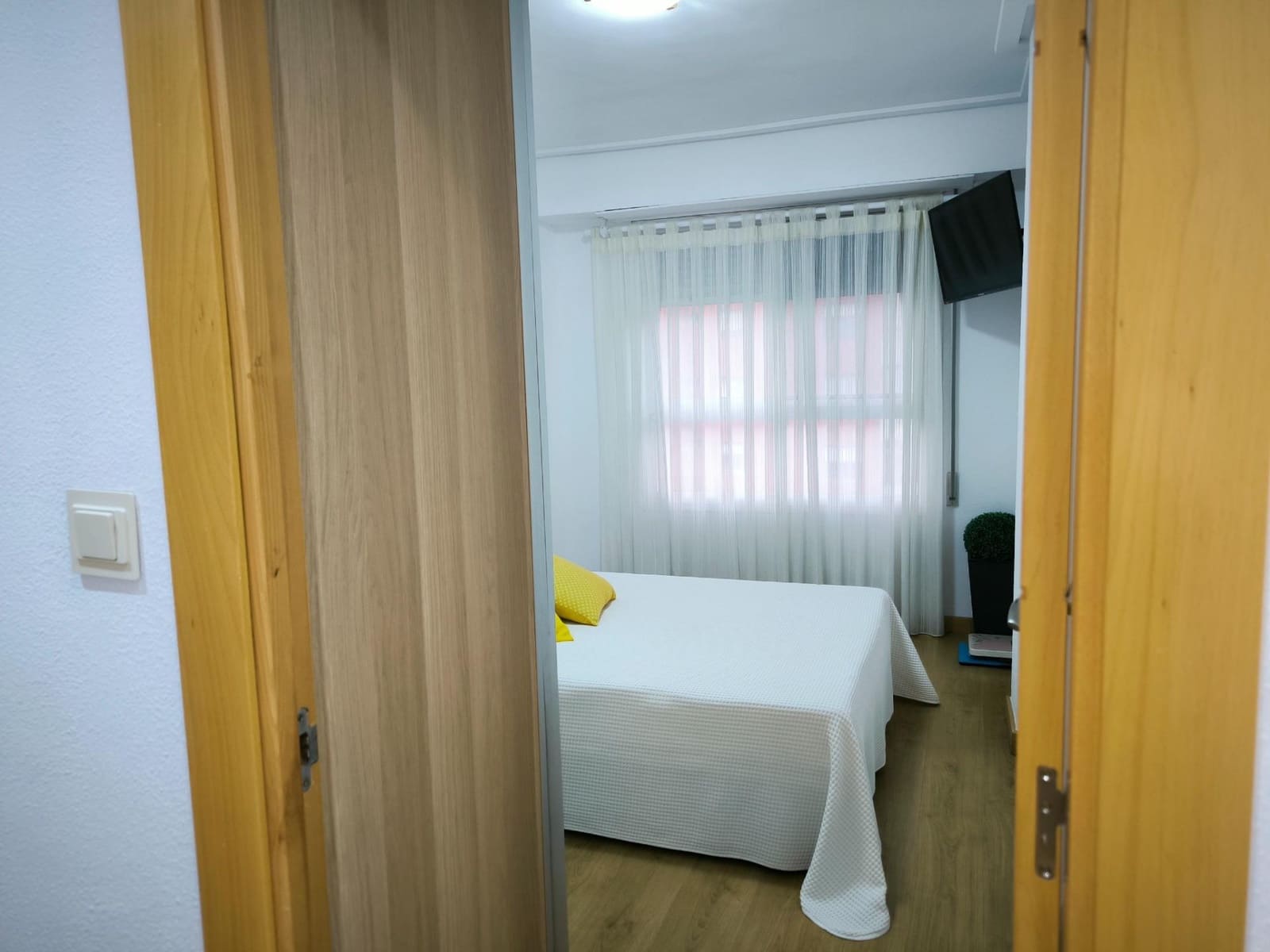 3 quarto Apartamento para arrendar em Tavernes de la Valldigna - 750 € (Ref: 10076505)