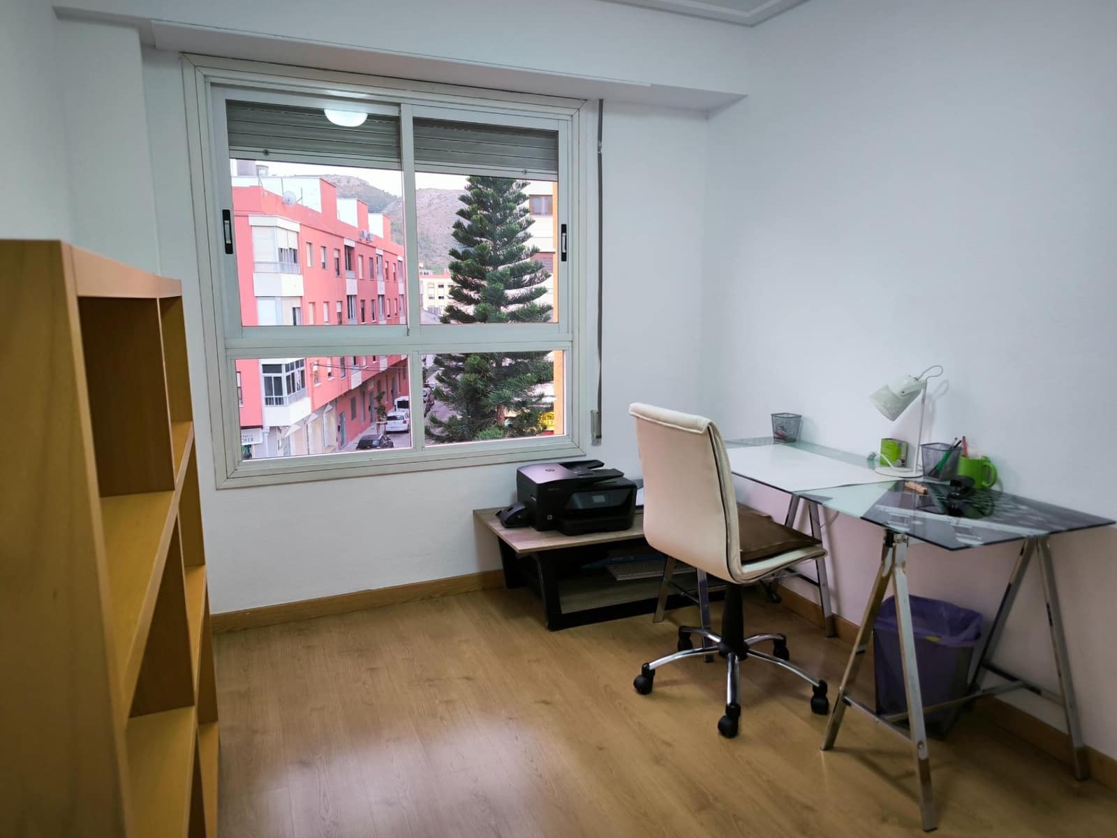 3 quarto Apartamento para arrendar em Tavernes de la Valldigna - 750 € (Ref: 10076505)