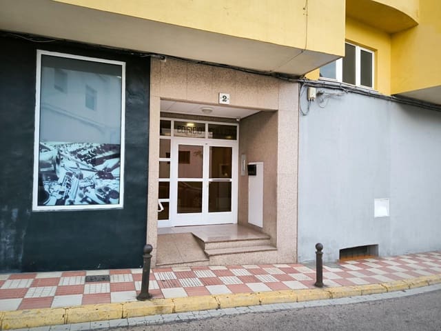 3 quarto Apartamento para arrendar em Tavernes de la Valldigna - 750 € (Ref: 10076505)