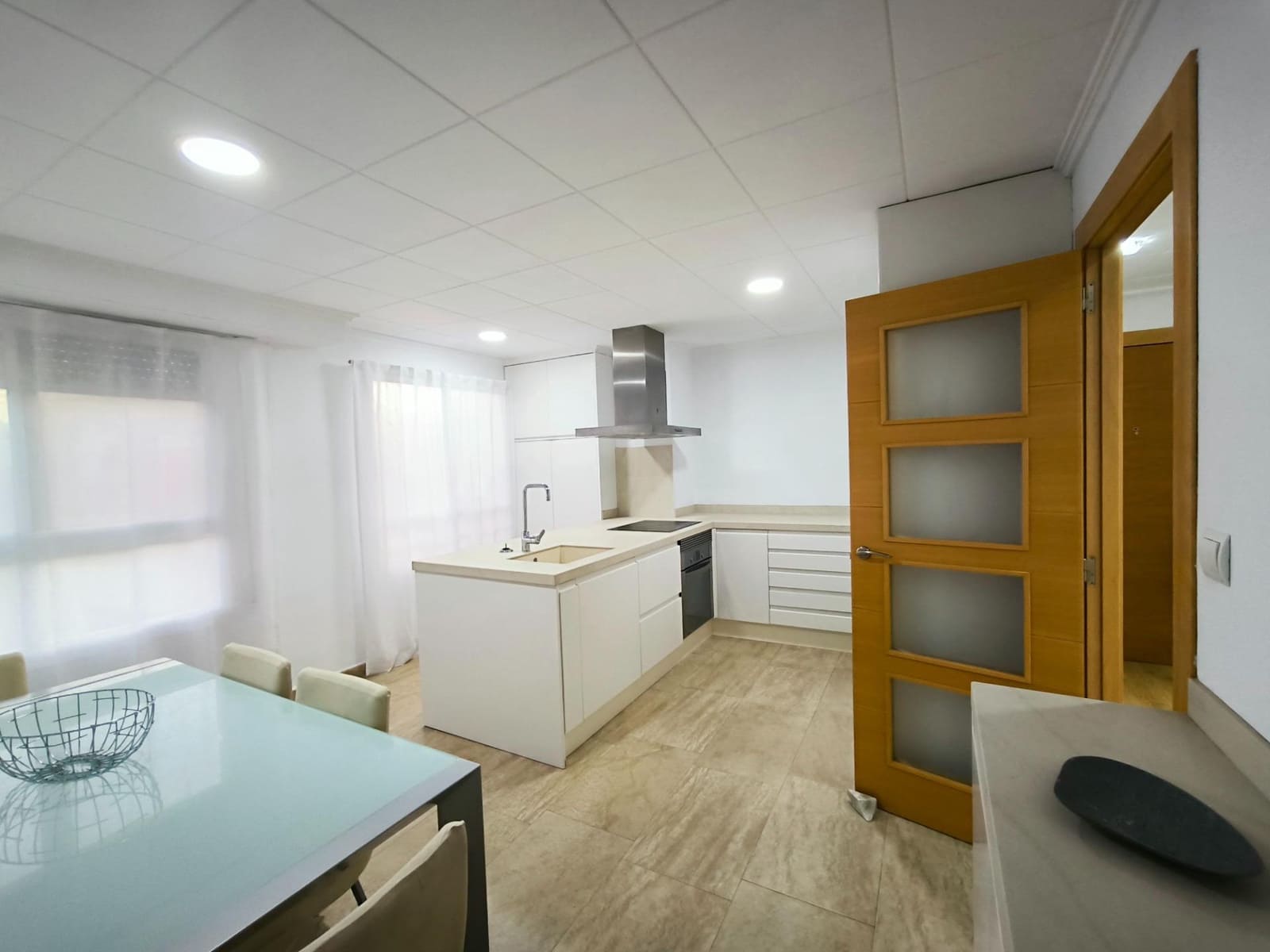 3 quarto Apartamento para arrendar em Tavernes de la Valldigna - 750 € (Ref: 10076505)