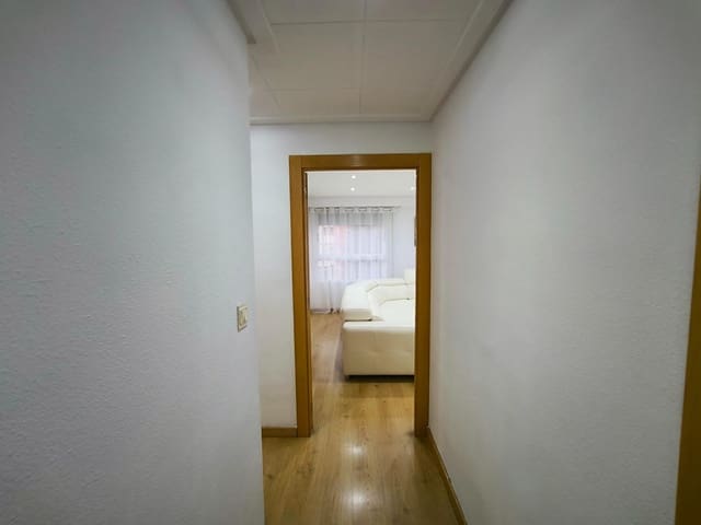 3 quarto Apartamento para arrendar em Tavernes de la Valldigna - 750 € (Ref: 10076505)