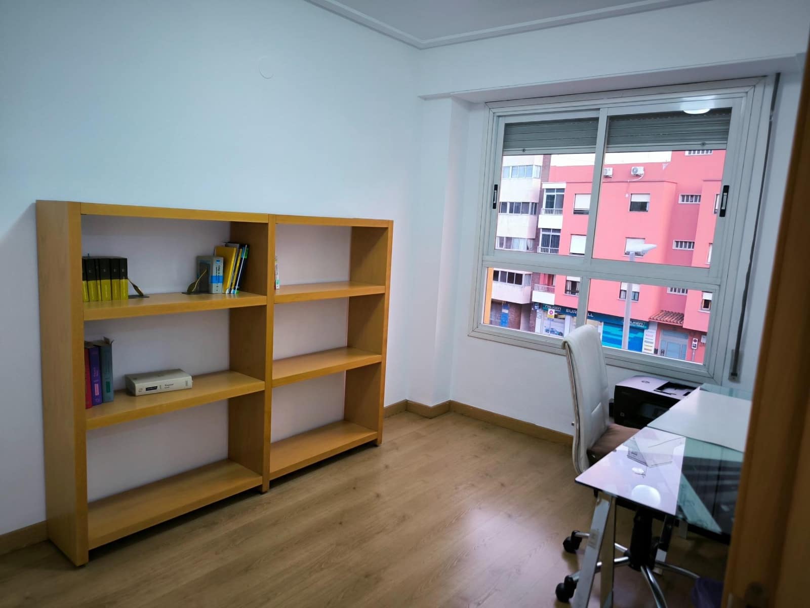 3 quarto Apartamento para arrendar em Tavernes de la Valldigna - 750 € (Ref: 10076505)