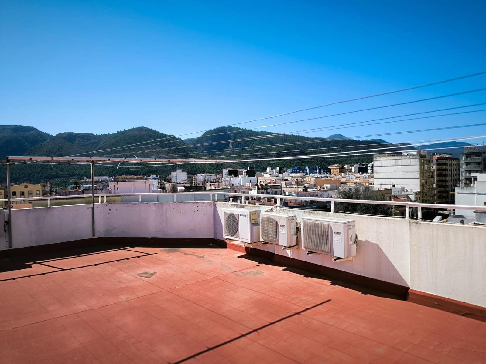 3 quarto Apartamento para arrendar em Tavernes de la Valldigna - 750 € (Ref: 10076505)