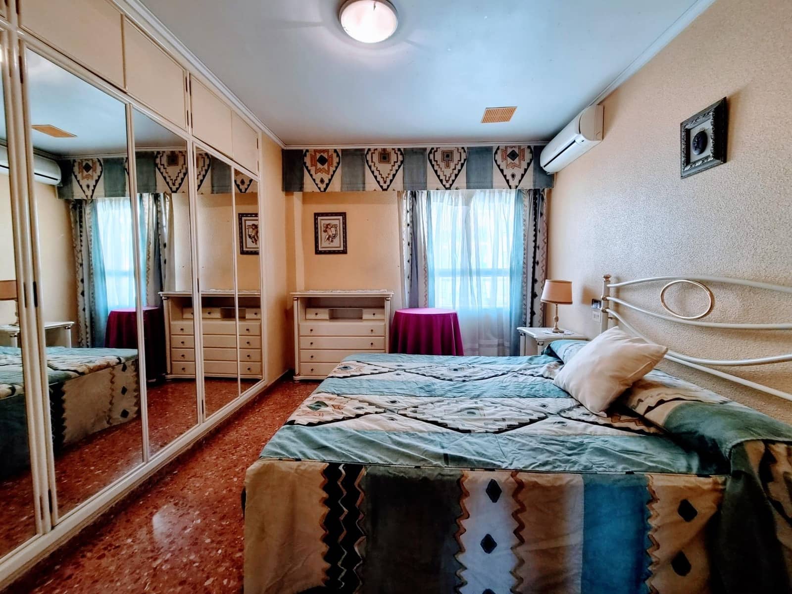 Piso de 3 habitaciones en Gandia en venta - 179.000 € (Ref: 10086263)