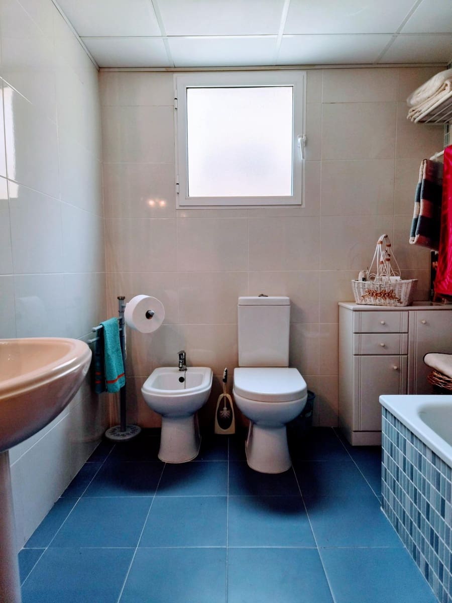3 bedroom Terraced Villa for sale in Favara with pool garage - € 249,000 (Ref: 10094766)