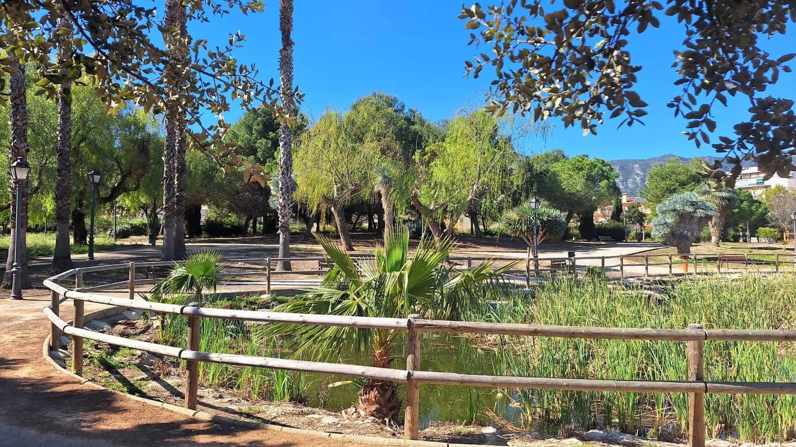 3 bedroom Terraced Villa for sale in Favara with pool garage - € 249,000 (Ref: 10094766)