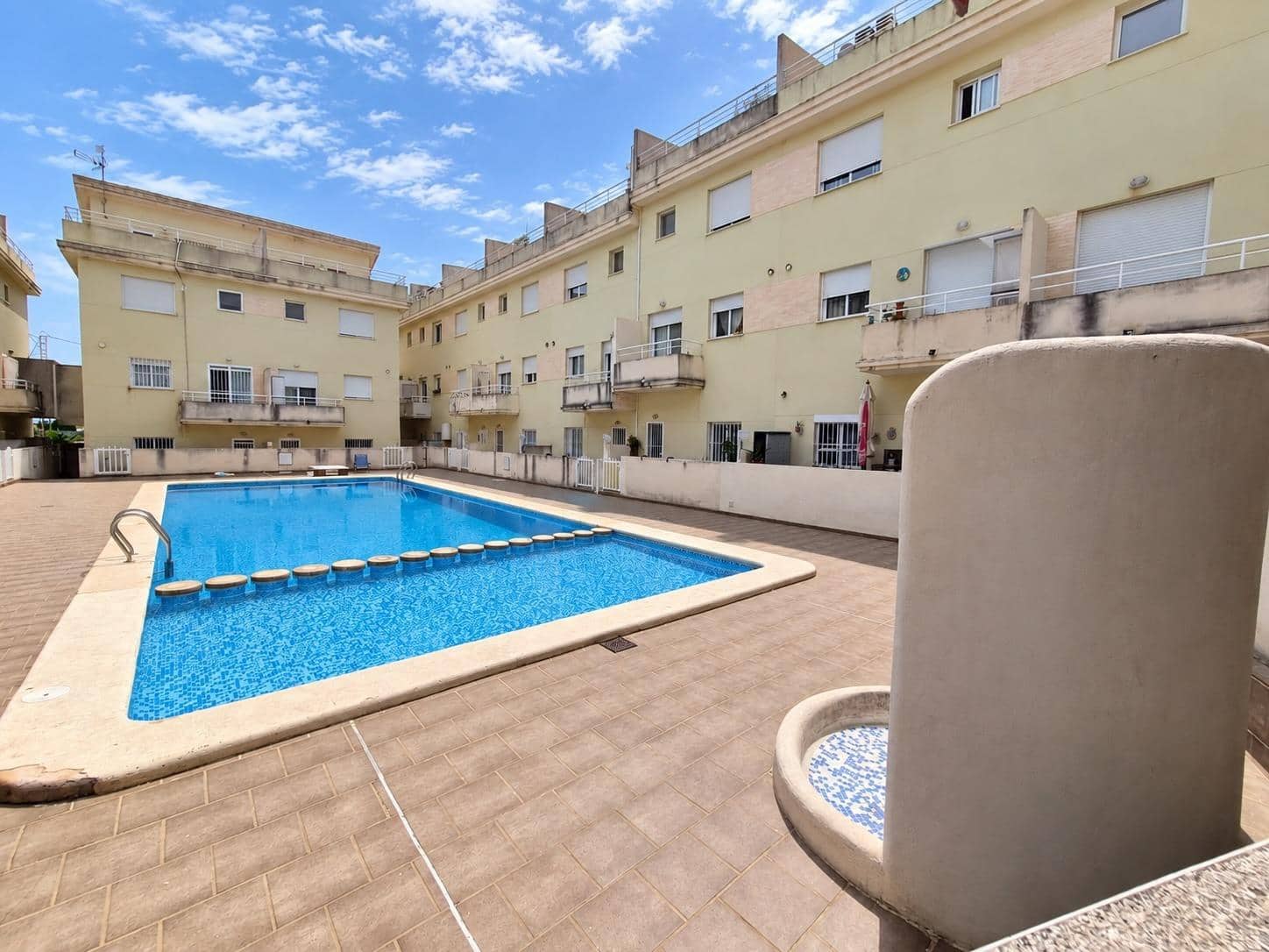 3 bedroom Terraced Villa for sale in Favara with pool garage - € 249,000 (Ref: 10094766)