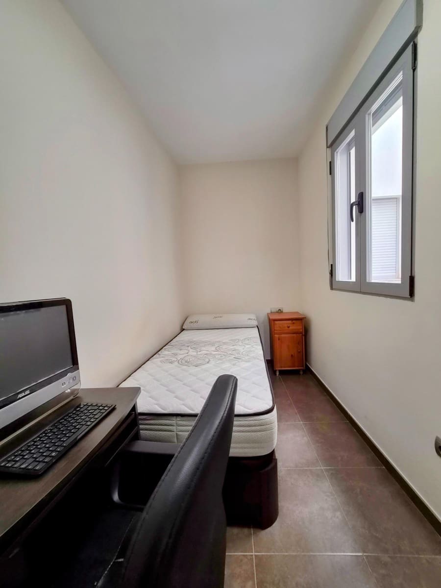 4 sypialnia Mieszkanie na sprzedaż w Pego z basenem - 189 000 € (Ref: 10094767)