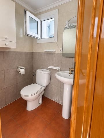 4 slaapkamer Appartement te huur in Piles - € 700 (Ref: 10129625)