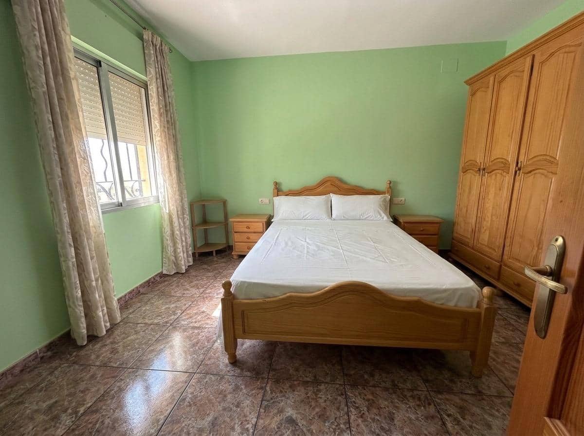 7 chambre Villa/Maison à vendre à Rotova avec piscine garage - 395 000 € (Ref: 10185040)