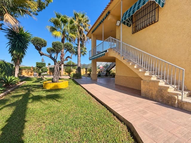 7 chambre Villa/Maison à vendre à Rótova avec piscine garage - 395 000 € (Ref: 10185040)