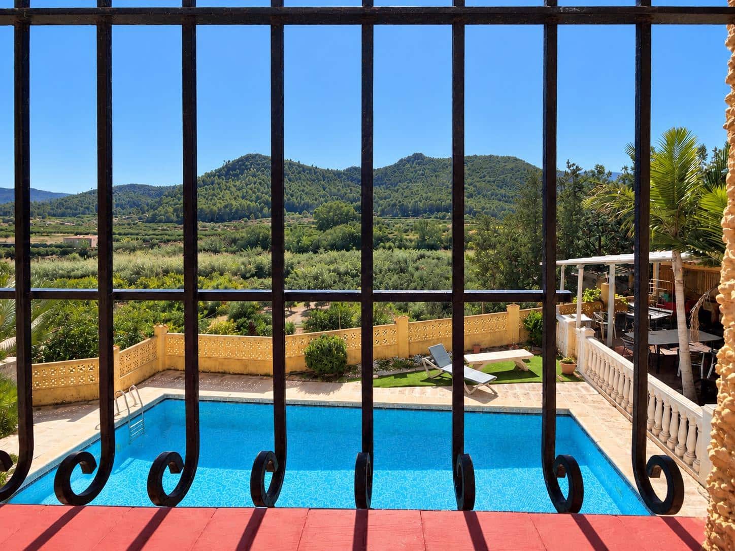 7 chambre Villa/Maison à vendre à Rotova avec piscine garage - 395 000 € (Ref: 10185040)