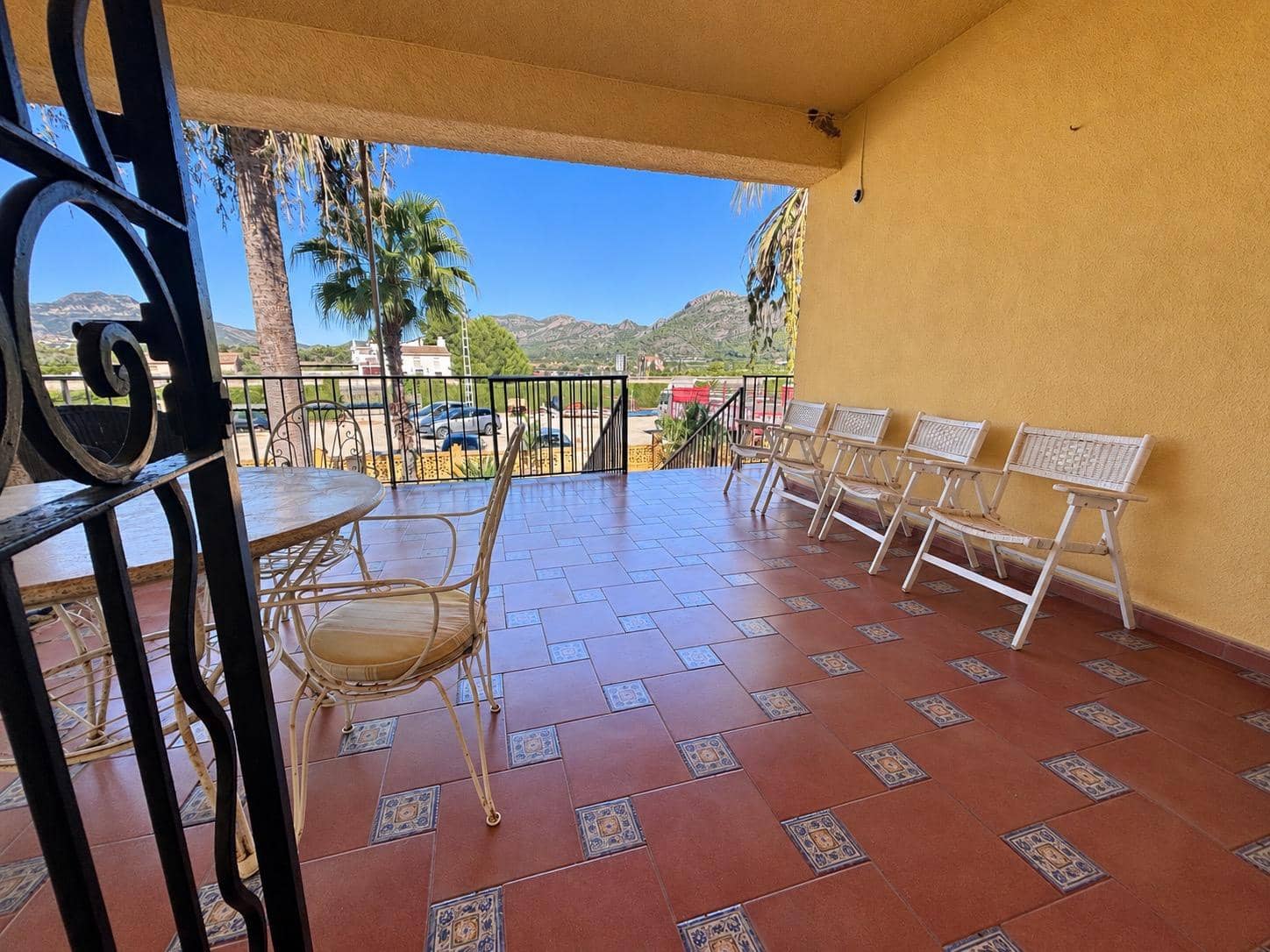 7 chambre Villa/Maison à vendre à Rotova avec piscine garage - 395 000 € (Ref: 10185040)