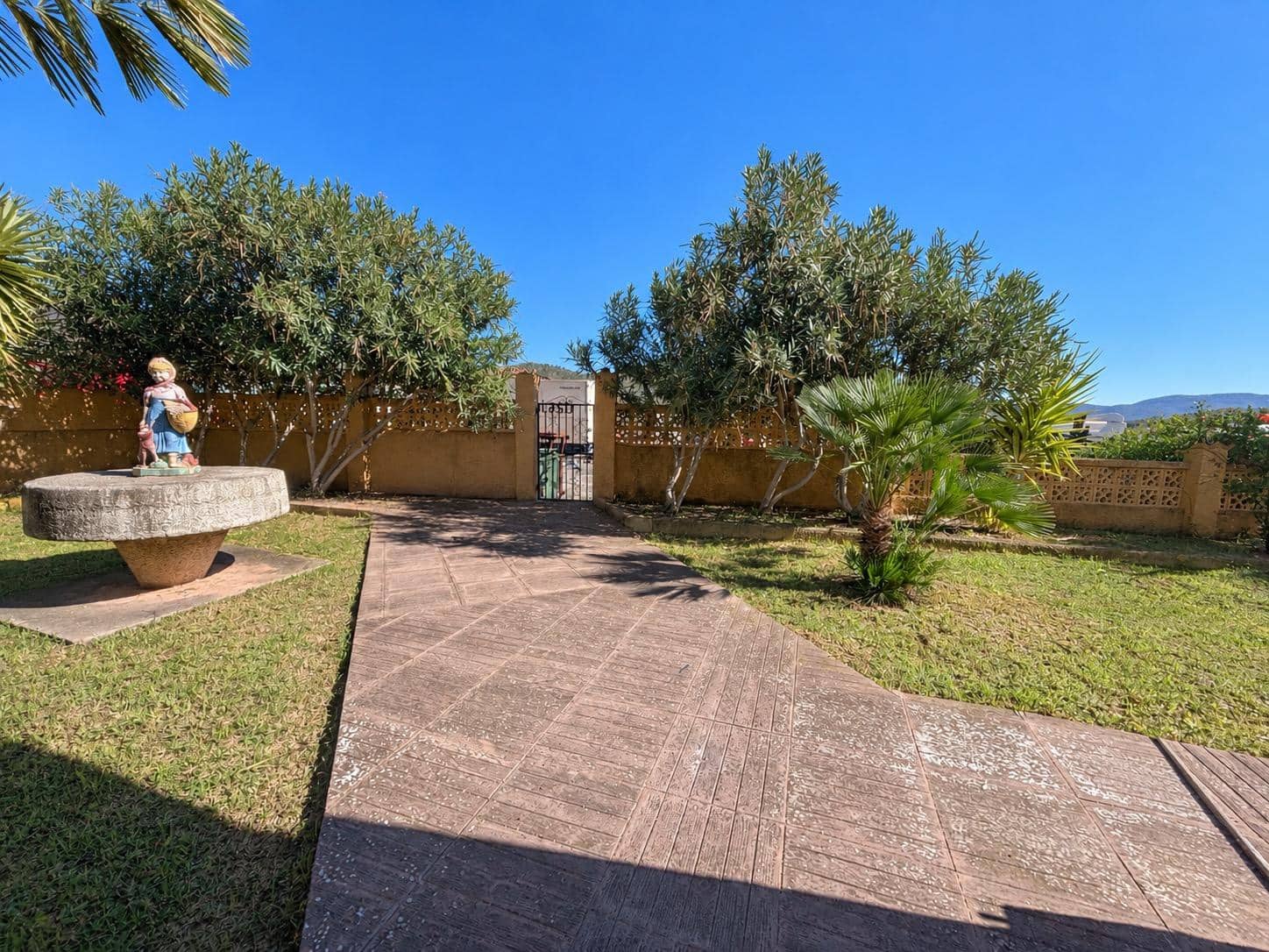 7 chambre Villa/Maison à vendre à Rotova avec piscine garage - 395 000 € (Ref: 10185040)