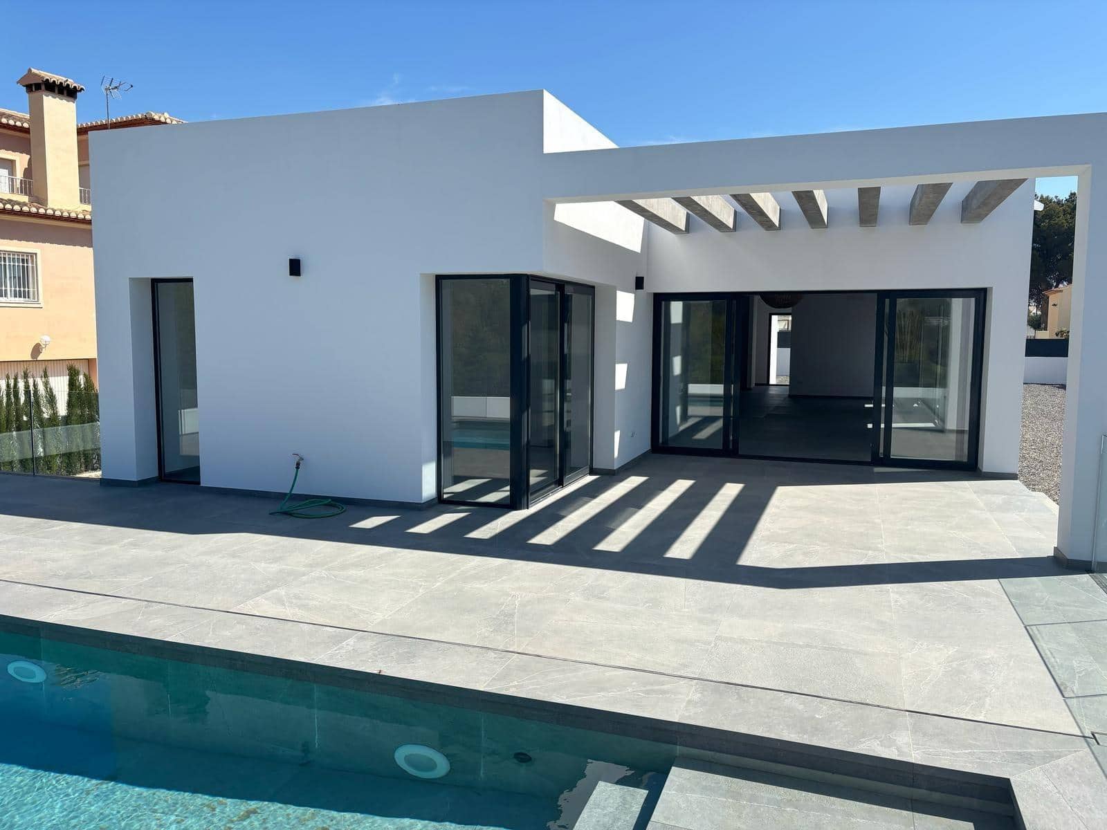 3 bedroom Villa for sale in La Nucia with pool garage - € 1,170,000 (Ref: 9103486)