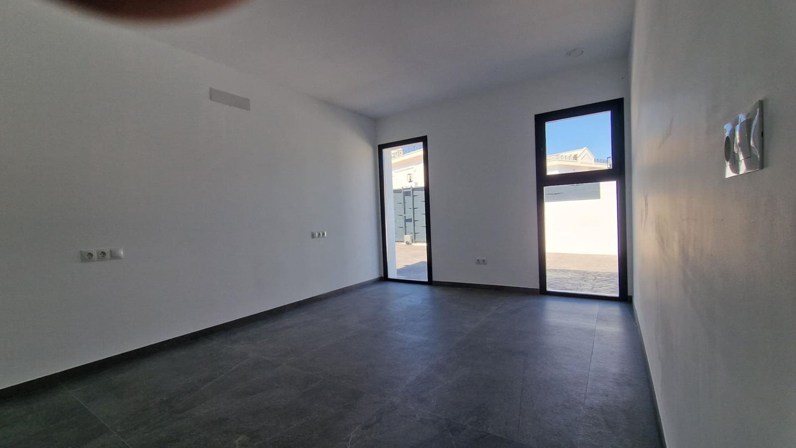 3 bedroom Villa for sale in La Nucia with pool garage - € 1,170,000 (Ref: 9103486)