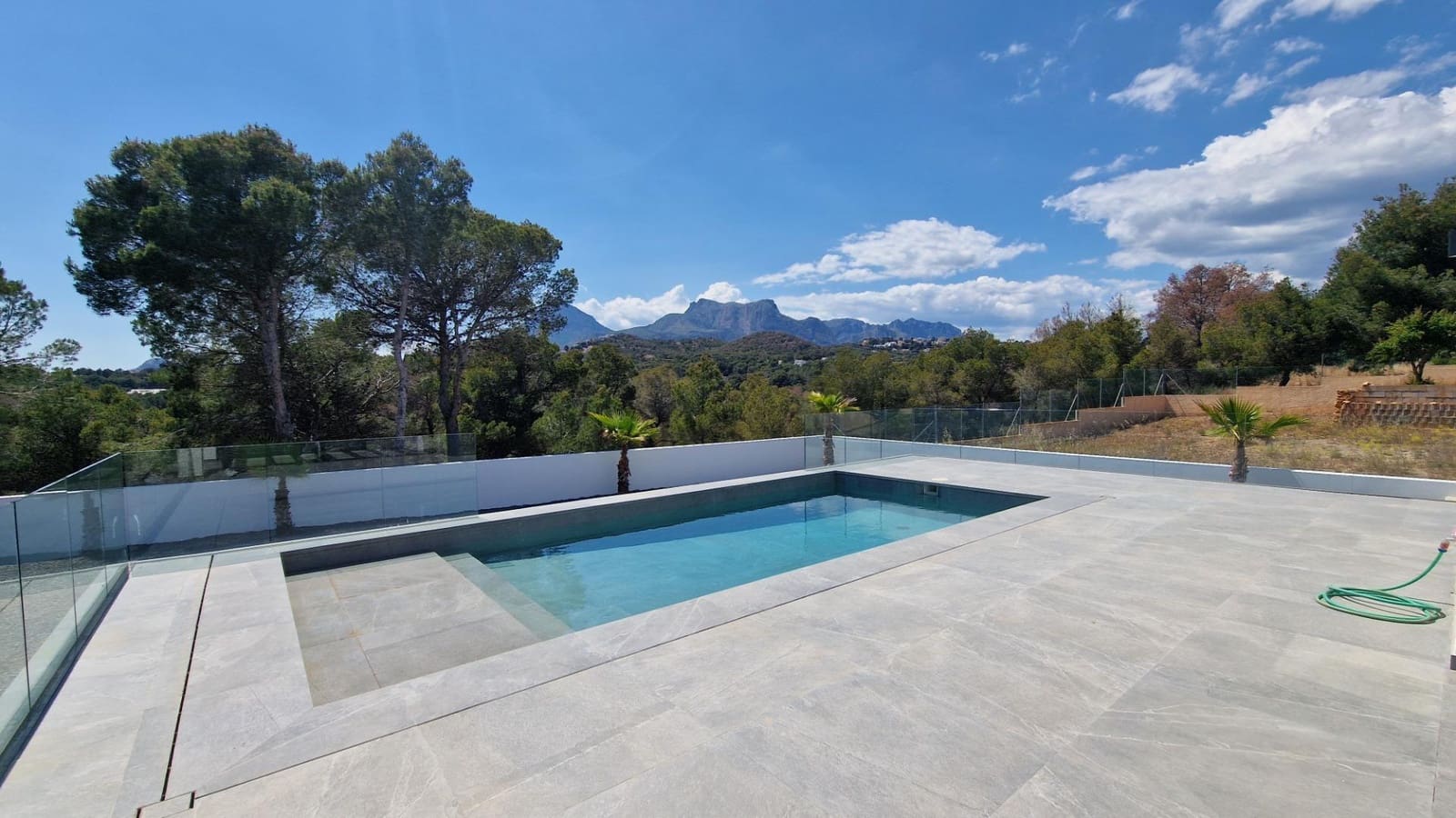 3 bedroom Villa for sale in La Nucia with pool garage - € 1,170,000 (Ref: 9103486)