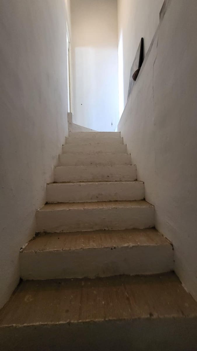 6 chambre Maison de Ville à vendre à Montichelvo - 119 500 € (Ref: 9103487)