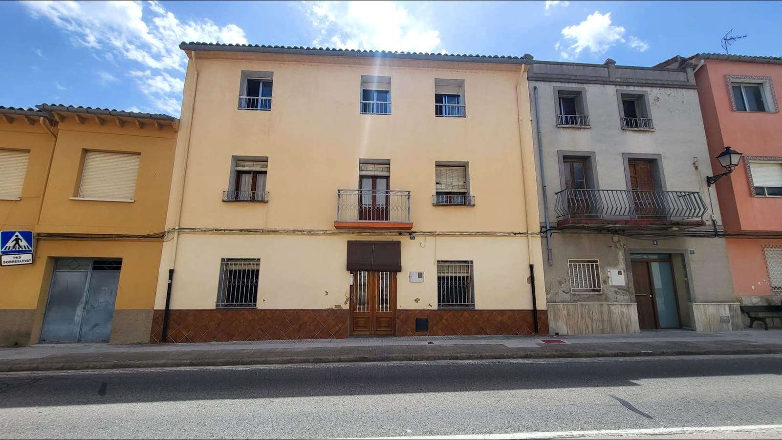 6 soveværelse Byhus til salg i Montichelvo - € 119.500 (Ref: 9103487)