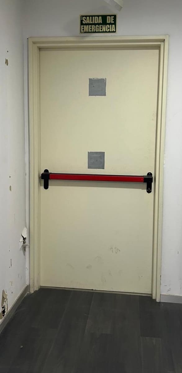 Commercial for sale in Gandia - € 1,200,000 (Ref: 9103490)