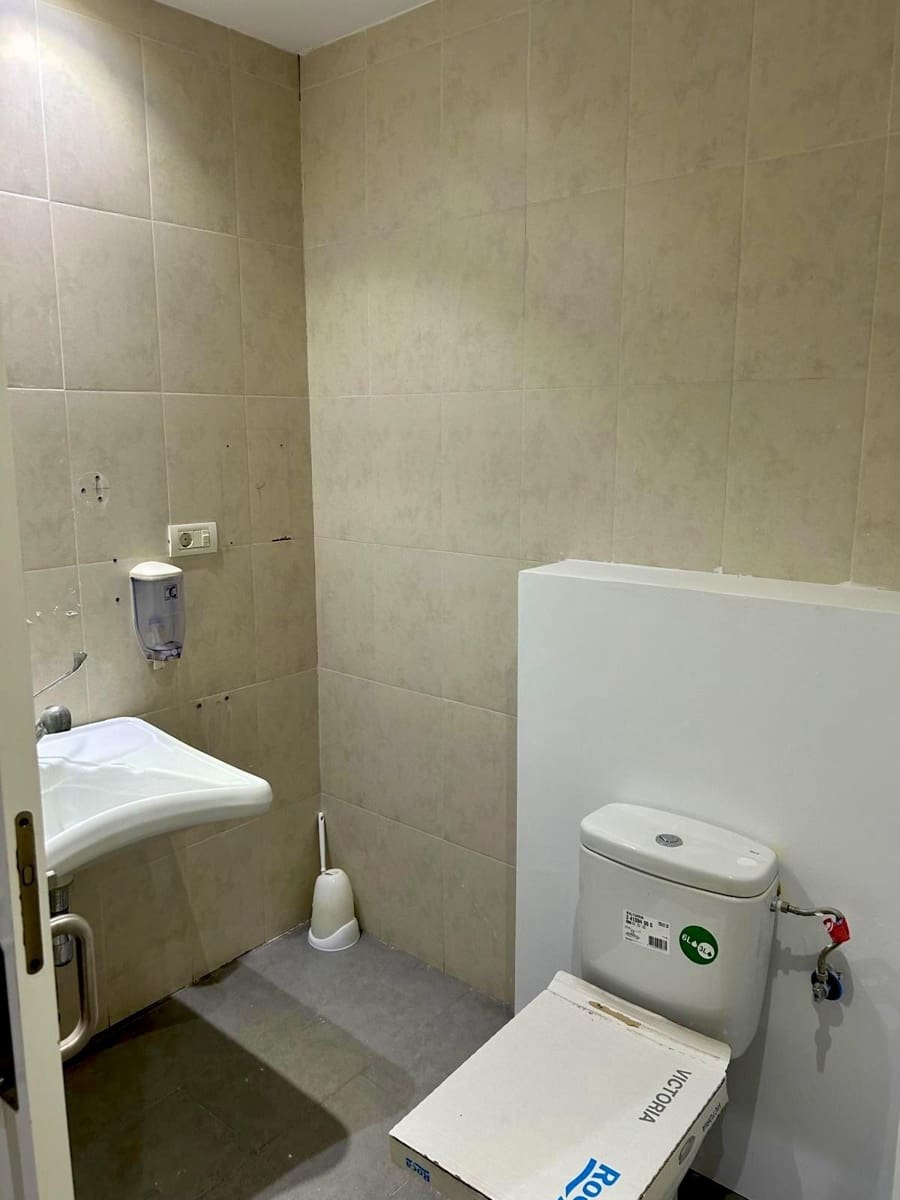 Commercial for sale in Gandia - € 1,200,000 (Ref: 9103490)