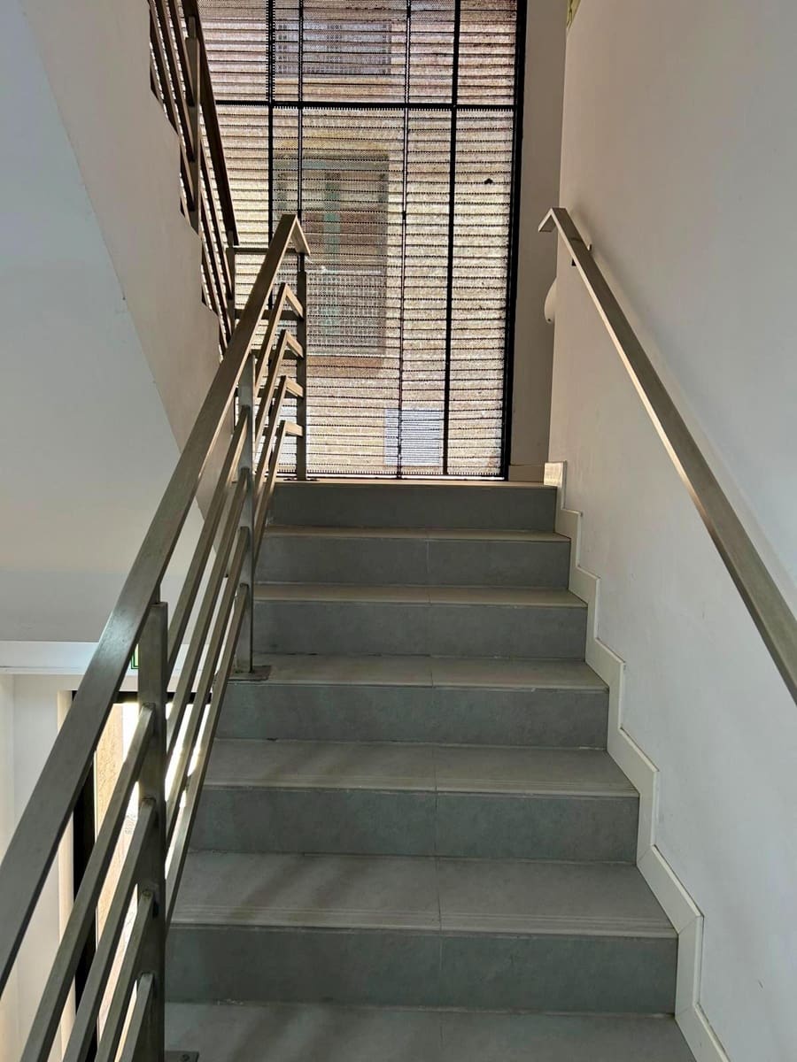 Commercial for sale in Gandia - € 1,200,000 (Ref: 9103490)