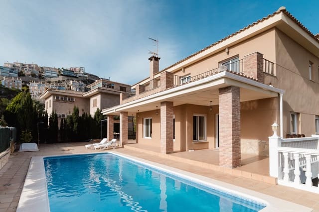 5 sypialnia Willa na sprzedaż w Racó, Cullera z basenem garażem - 695 000 € (Ref: 9103499)