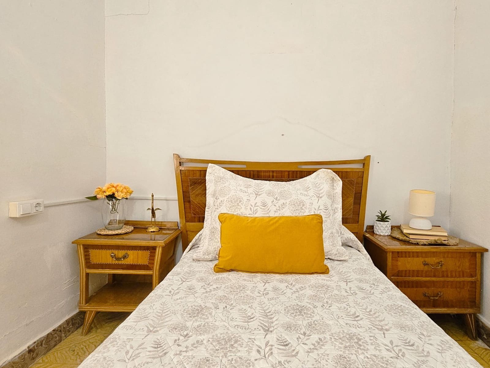 5 bedroom Townhouse for sale in Llosa de Ranes - € 190,000 (Ref: 9147242)