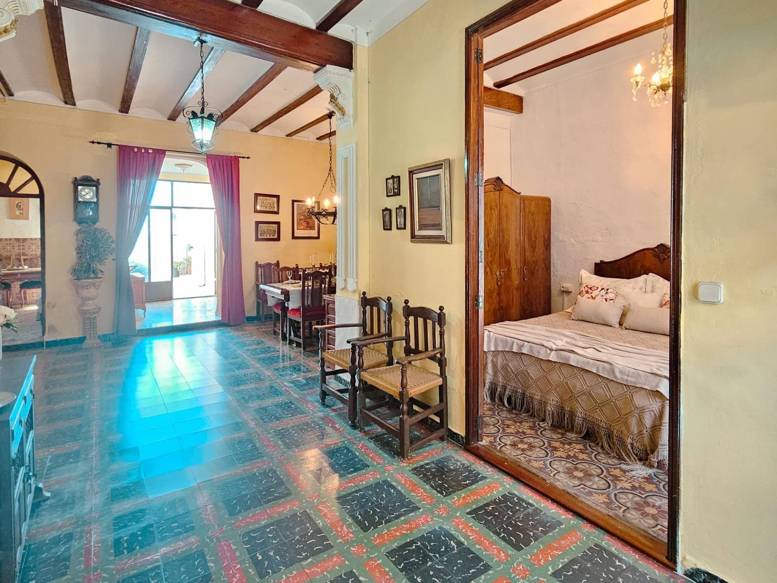 5 bedroom Townhouse for sale in Llosa de Ranes - € 190,000 (Ref: 9147242)