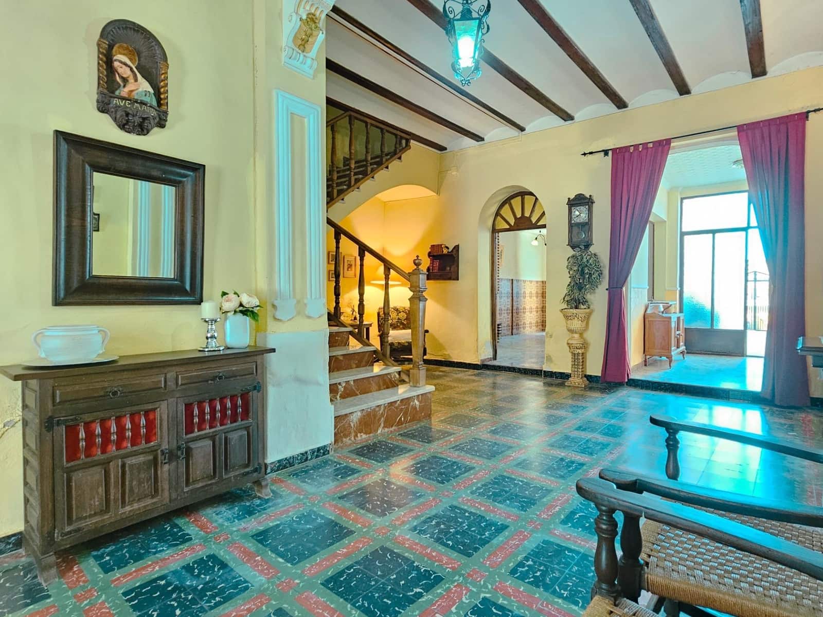 5 bedroom Townhouse for sale in Llosa de Ranes - € 190,000 (Ref: 9147242)