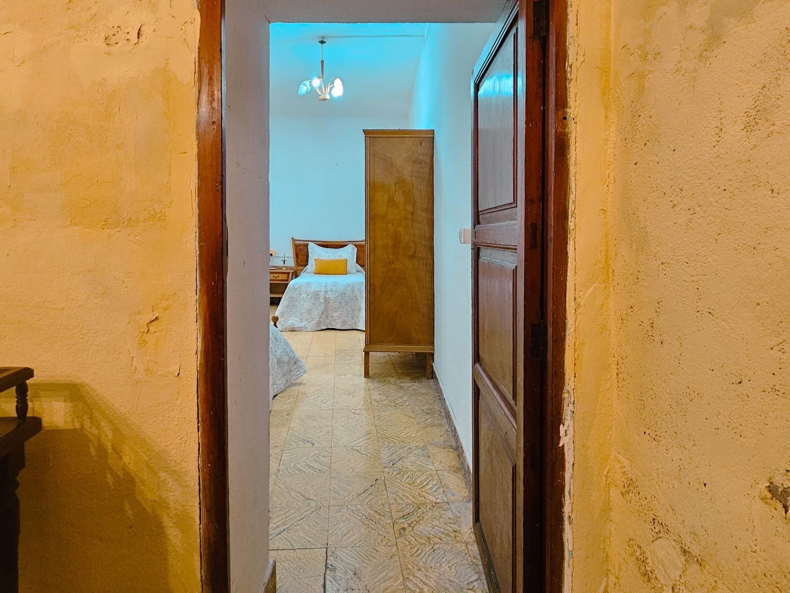 5 bedroom Townhouse for sale in Llosa de Ranes - € 190,000 (Ref: 9147242)