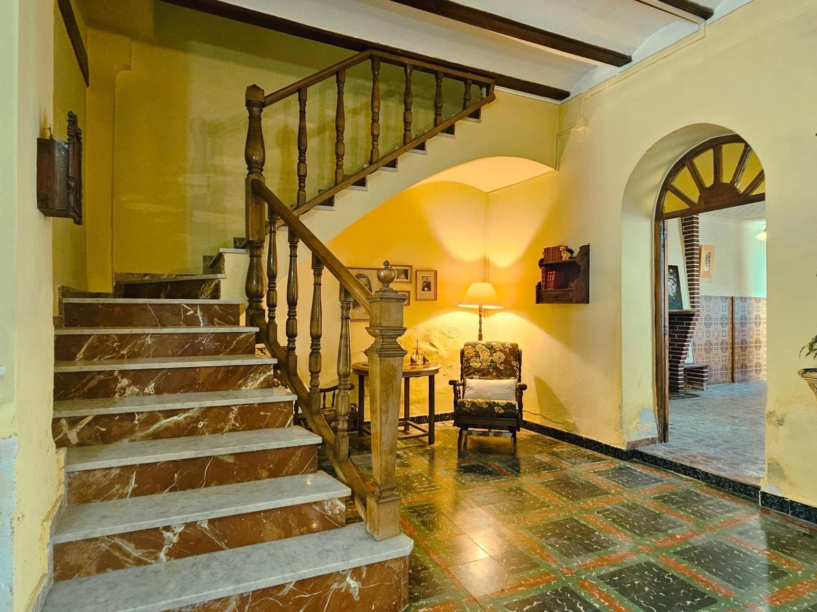 5 bedroom Townhouse for sale in Llosa de Ranes - € 190,000 (Ref: 9147242)