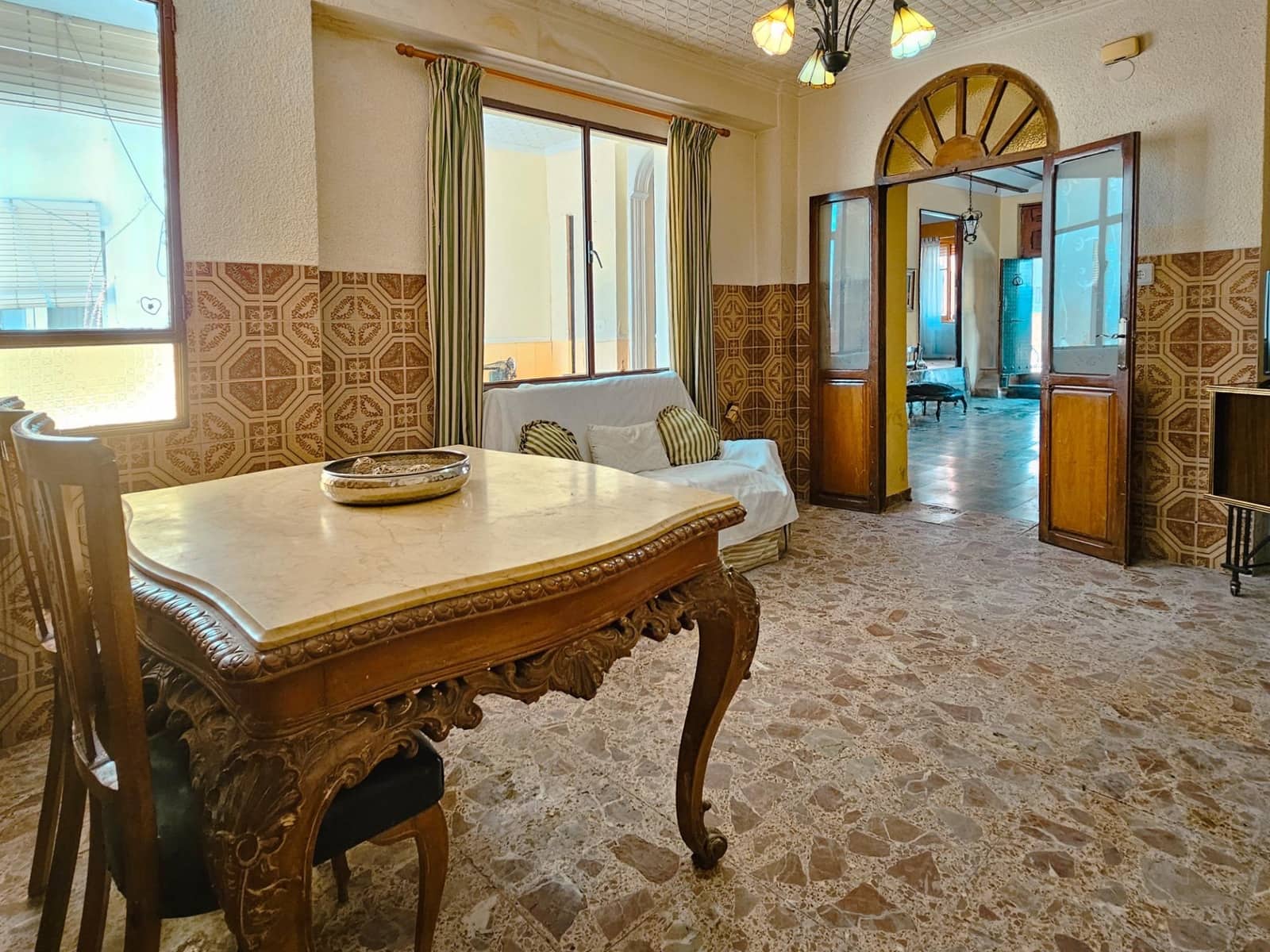 5 bedroom Townhouse for sale in Llosa de Ranes - € 190,000 (Ref: 9147242)