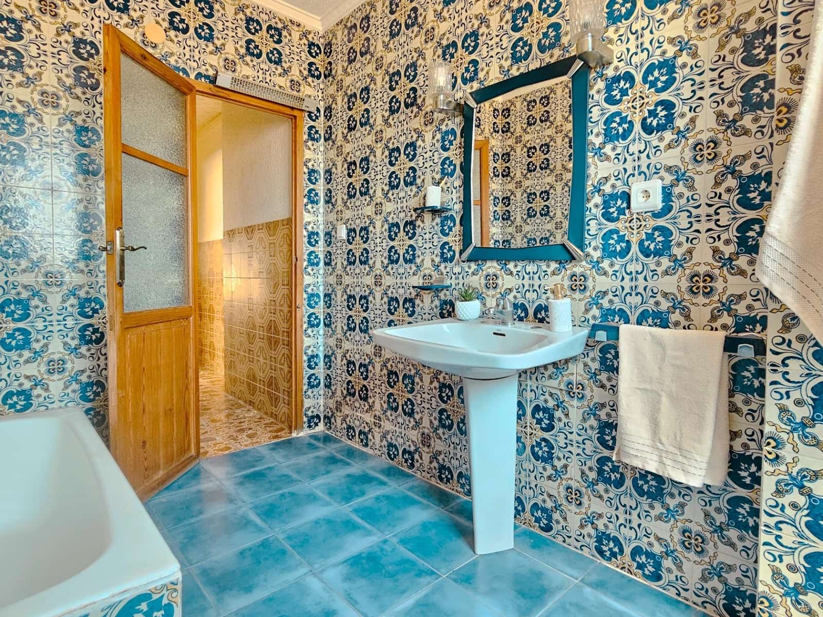 5 bedroom Townhouse for sale in Llosa de Ranes - € 190,000 (Ref: 9147242)