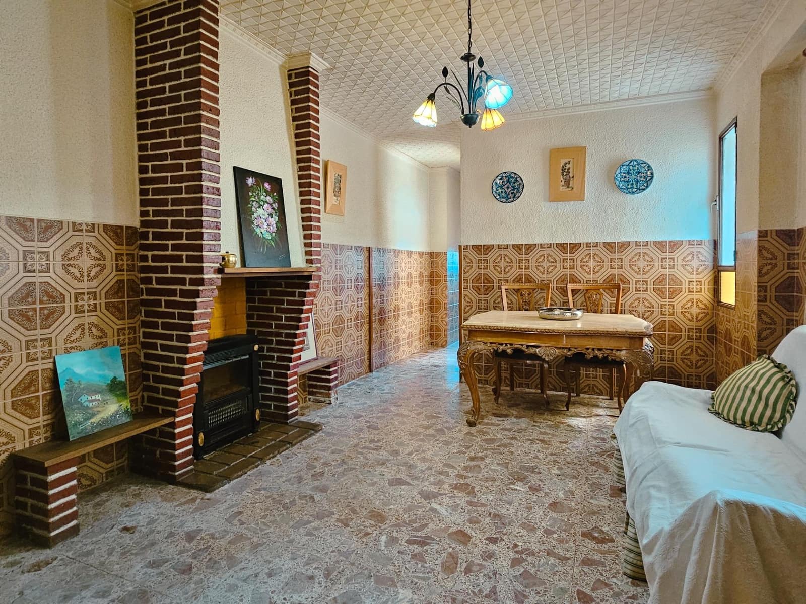 5 slaapkamer Huis te koop in Llosa de Ranes - € 190.000 (Ref: 9147242)