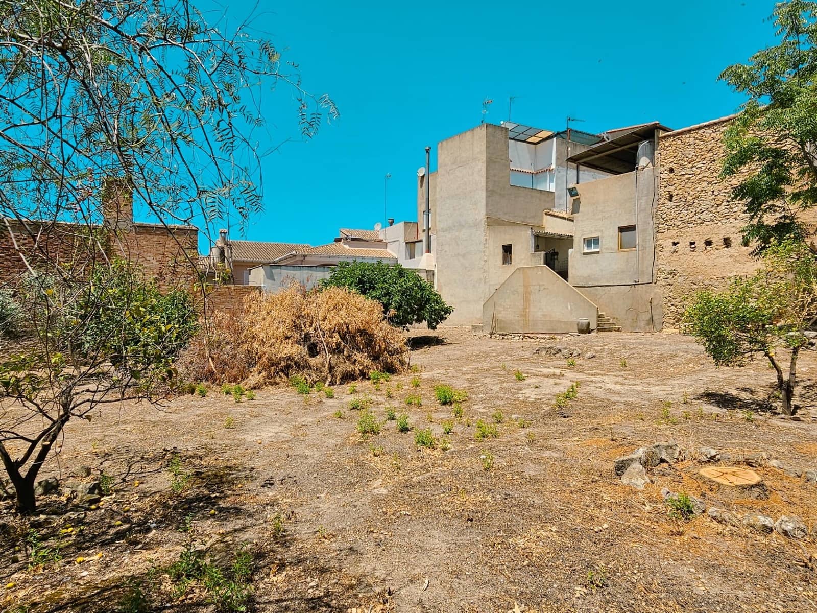 5 slaapkamer Huis te koop in Llosa de Ranes - € 190.000 (Ref: 9147242)