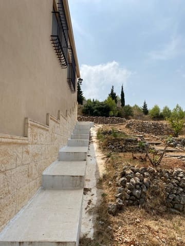 3 makuuhuone Huvila myytävänä paikassa Ontinyent - 209 000 € (Ref: 9192383)