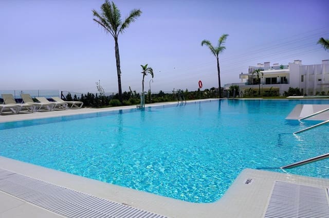 2 soveværelse Lejlighed til salg i Casares Pueblo, Casares med swimmingpool - € 335.000 (Ref: 9197786)