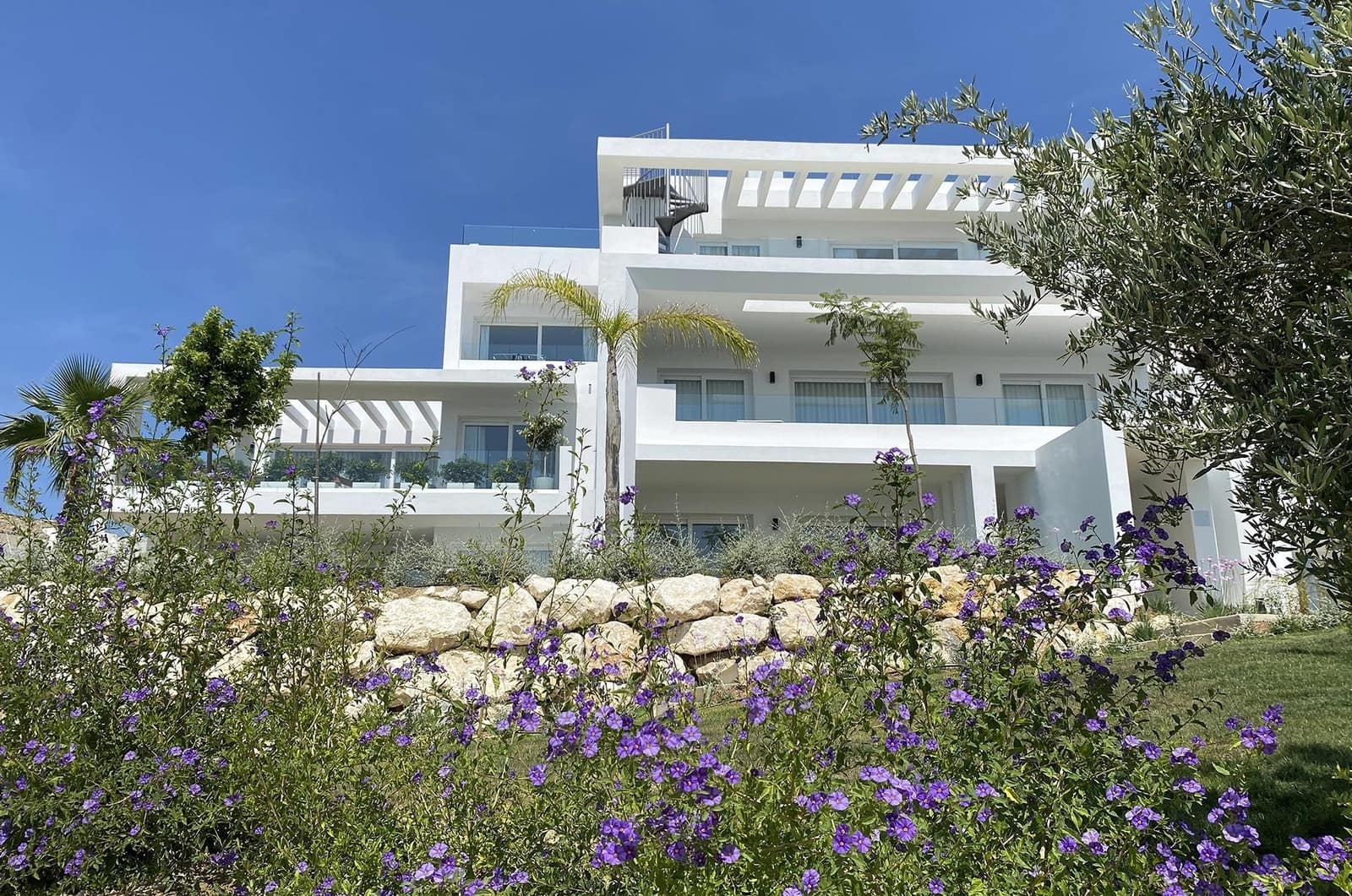 2 chambre Appartement à vendre à Casares avec piscine - 335 000 € (Ref: 9197786)