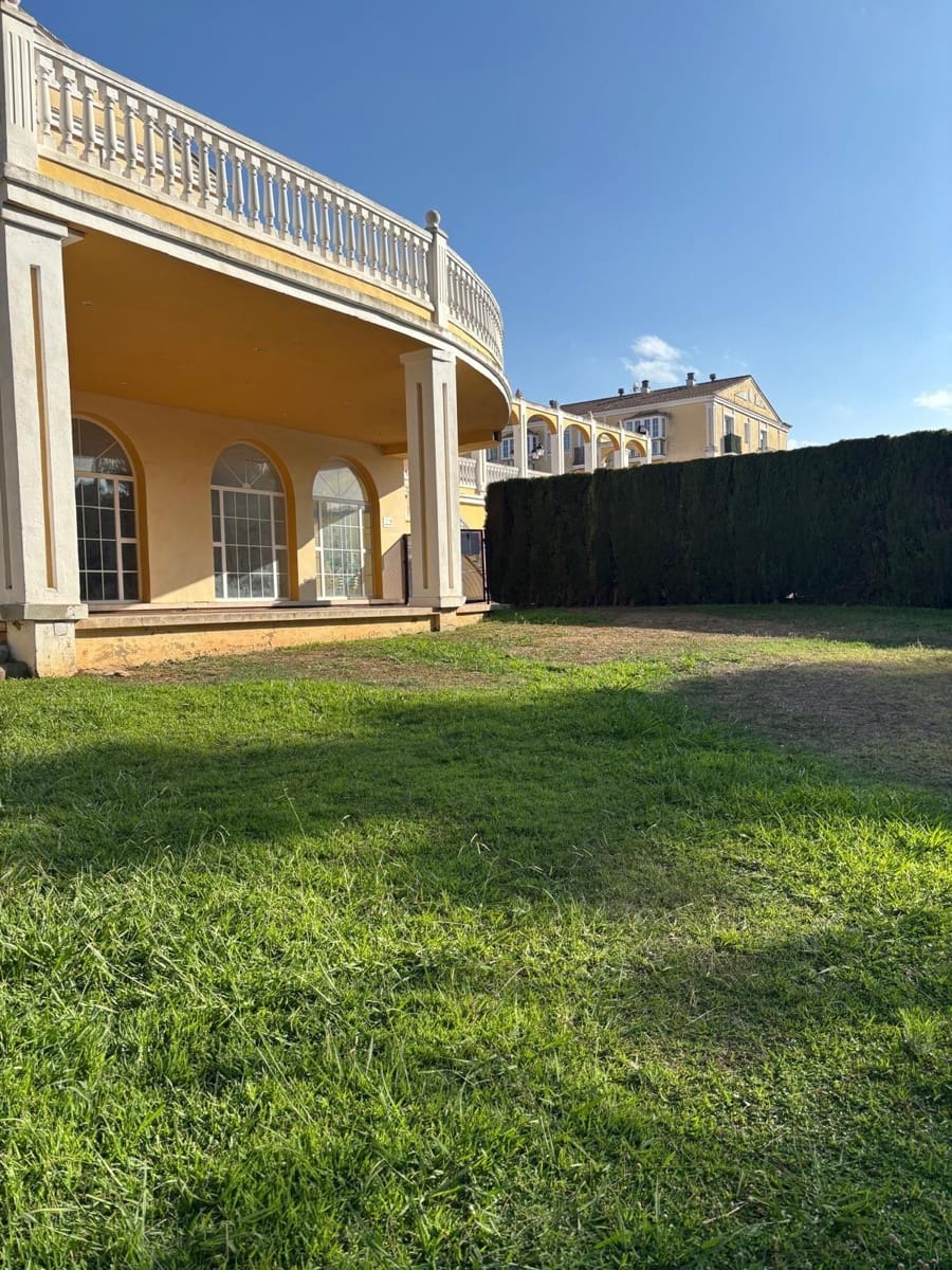 Empresa para venda em Chiva com piscina - 199 000 € (Ref: 9204575)