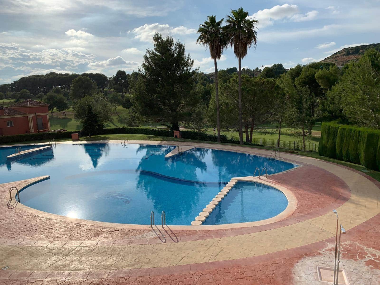 Empresa para venda em Chiva com piscina - 199 000 € (Ref: 9204575)