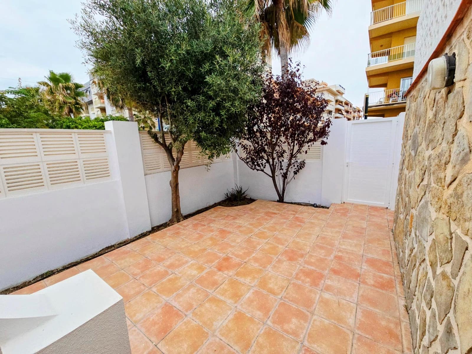 3 bedroom Villa for rent in Miramar with garage - € 2,500 (Ref: 9206849)