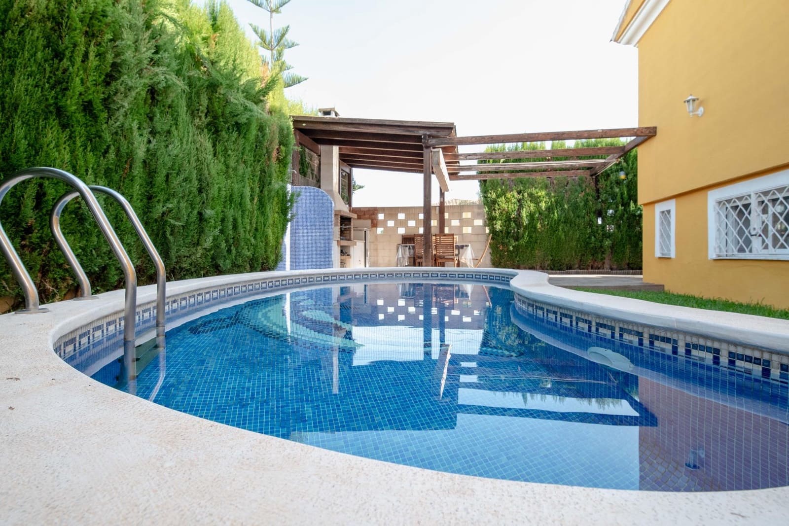 Chalet de 5 habitaciones en Daimús en venta con piscina - 399.000 € (Ref: 9272667)