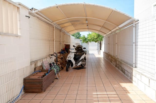 5 slaapkamer Villa te koop in Daimús met zwembad - € 399.000 (Ref: 9272667)