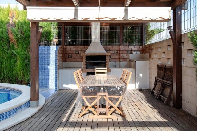 5 slaapkamer Villa te koop in Daimús met zwembad - € 399.000 (Ref: 9272667)