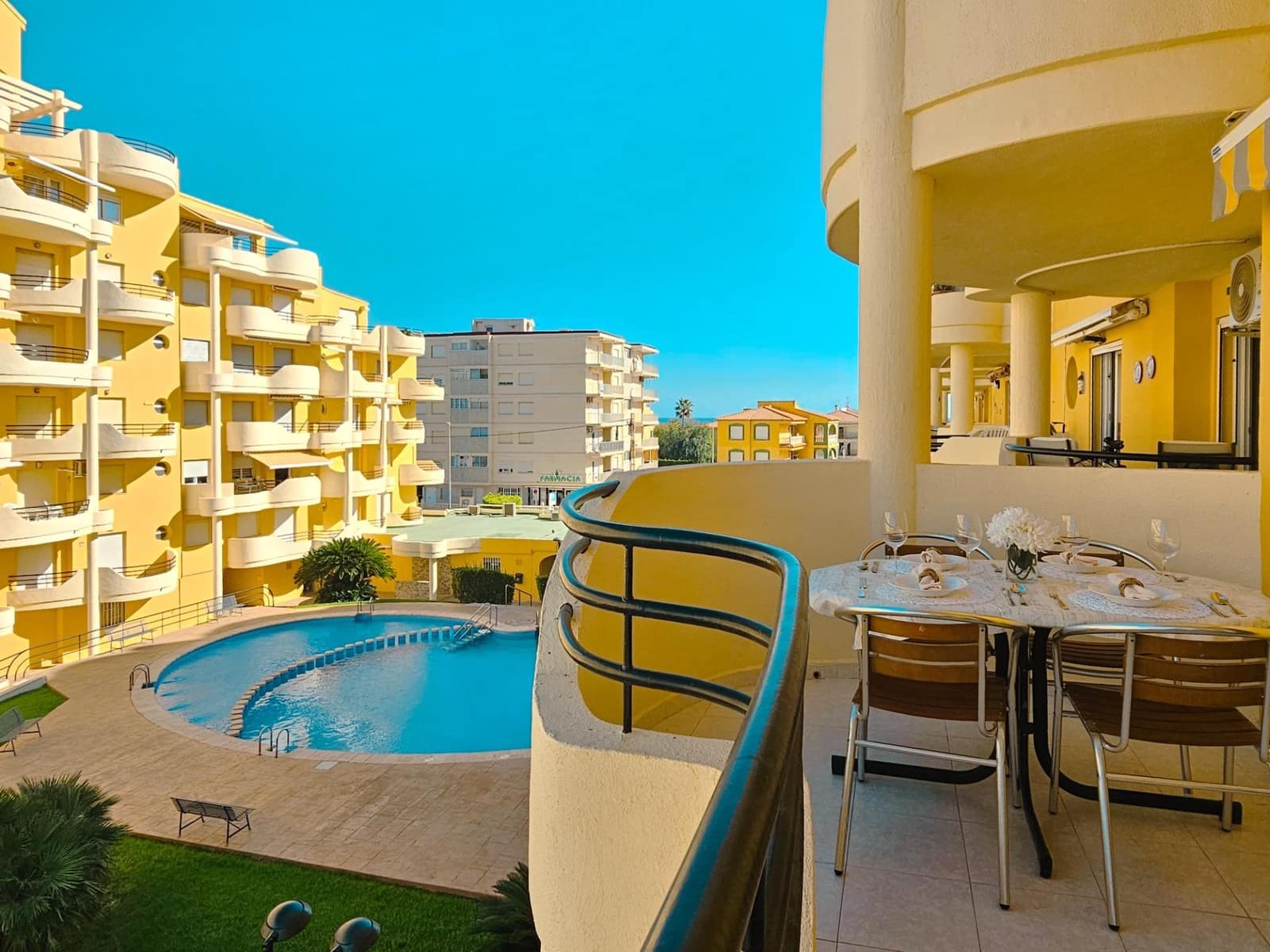 3 slaapkamer Flat te koop in Xeraco met zwembad - € 245.000 (Ref: 9285260)