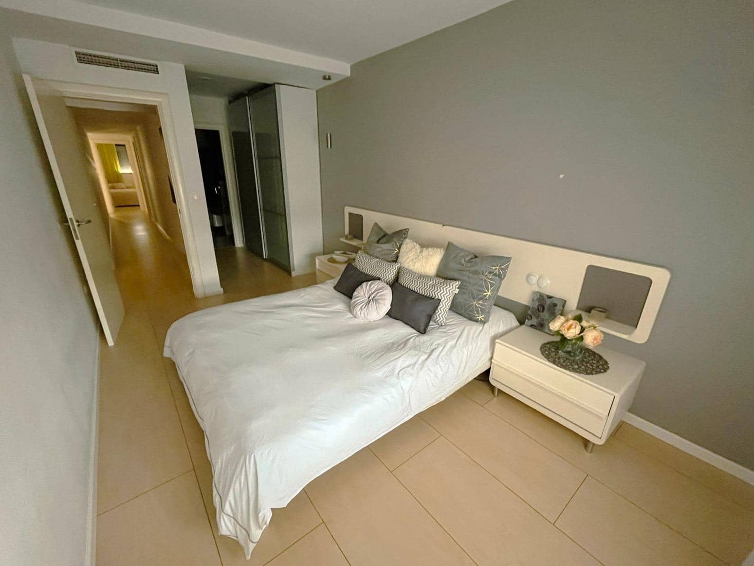 4 soveværelse Lejlighed til salg i Oliva med garage - € 199.000 (Ref: 9338072)