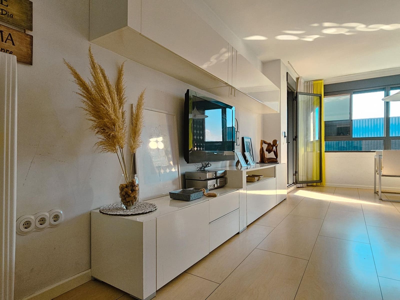 4 soveværelse Lejlighed til salg i Oliva med garage - € 199.000 (Ref: 9338072)