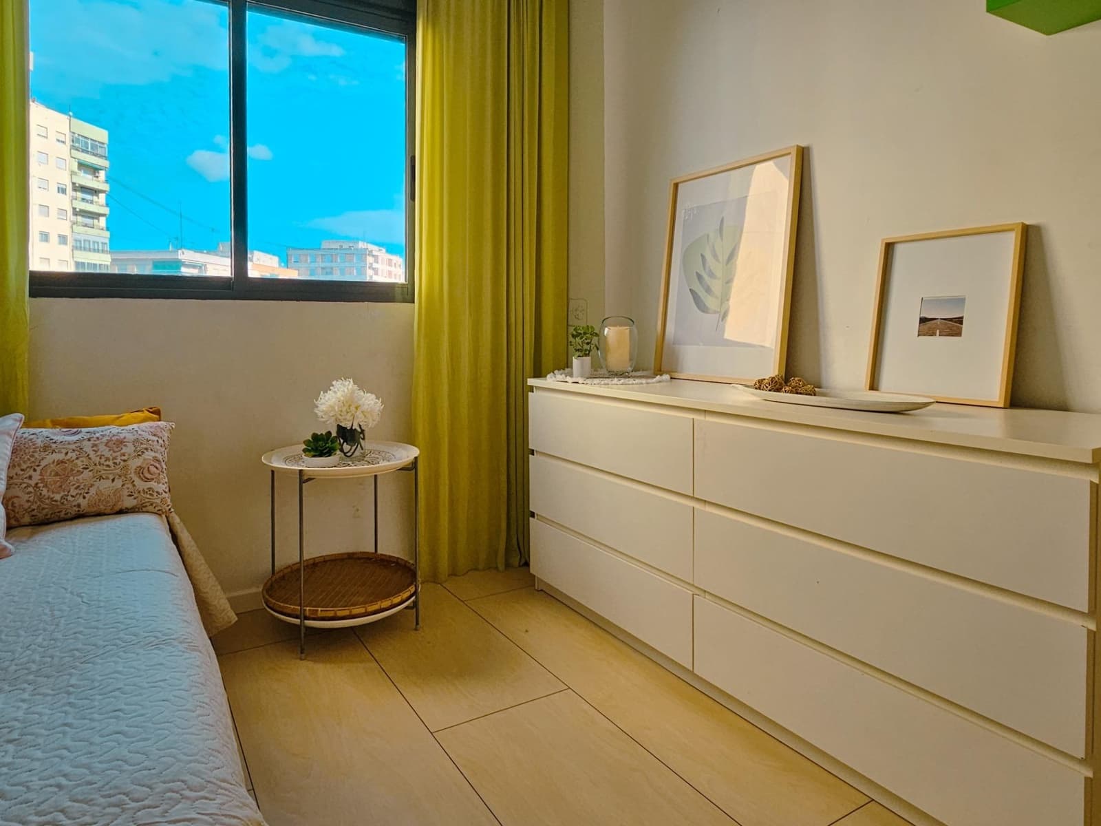 4 soveværelse Lejlighed til salg i Oliva med garage - € 199.000 (Ref: 9338072)