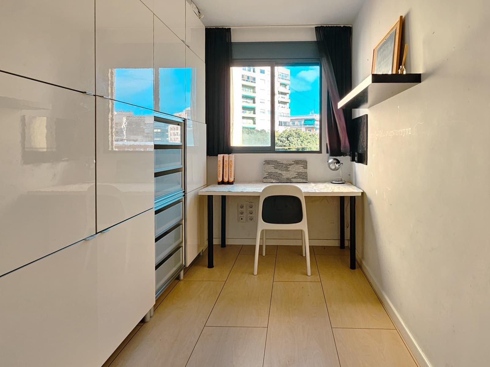 4 soveværelse Lejlighed til salg i Oliva med garage - € 199.000 (Ref: 9338072)